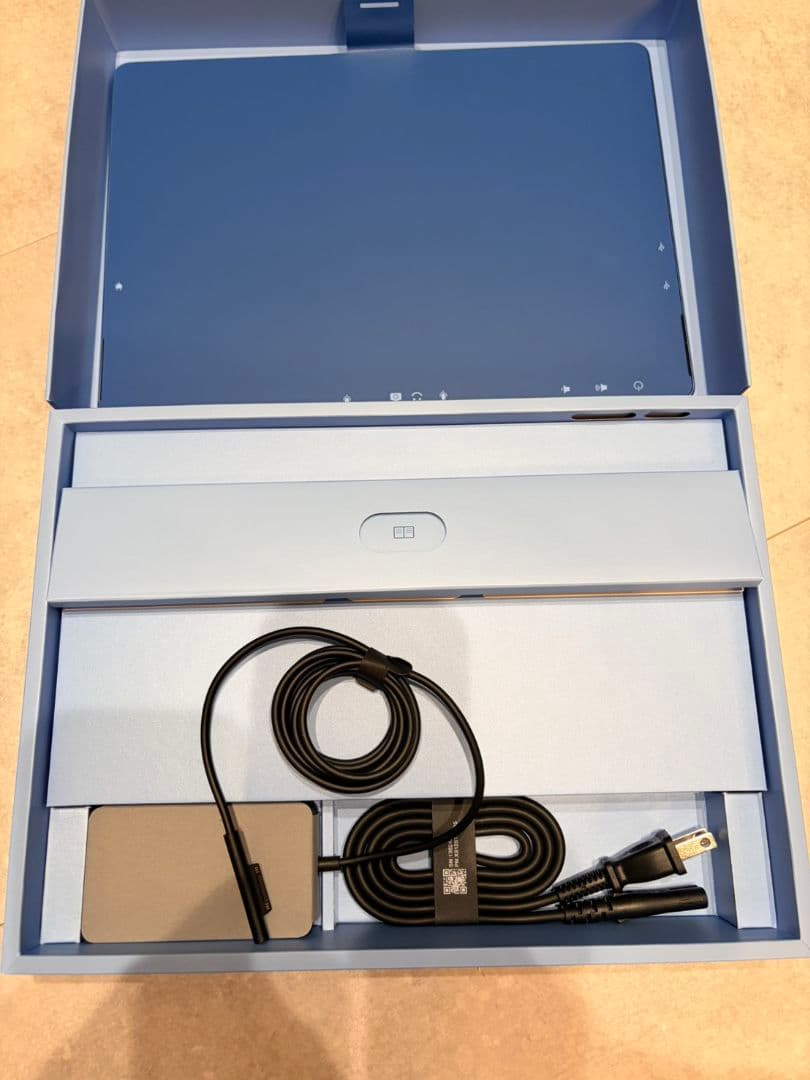 Microsoft Surface Pro (第11世代) 16G 512G